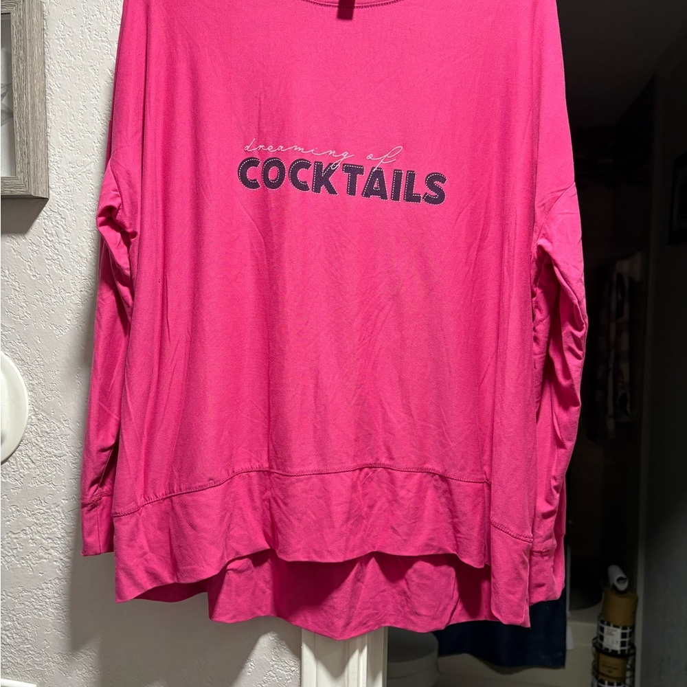 Crown & Ivy Fuchsia Long Sleeve Top